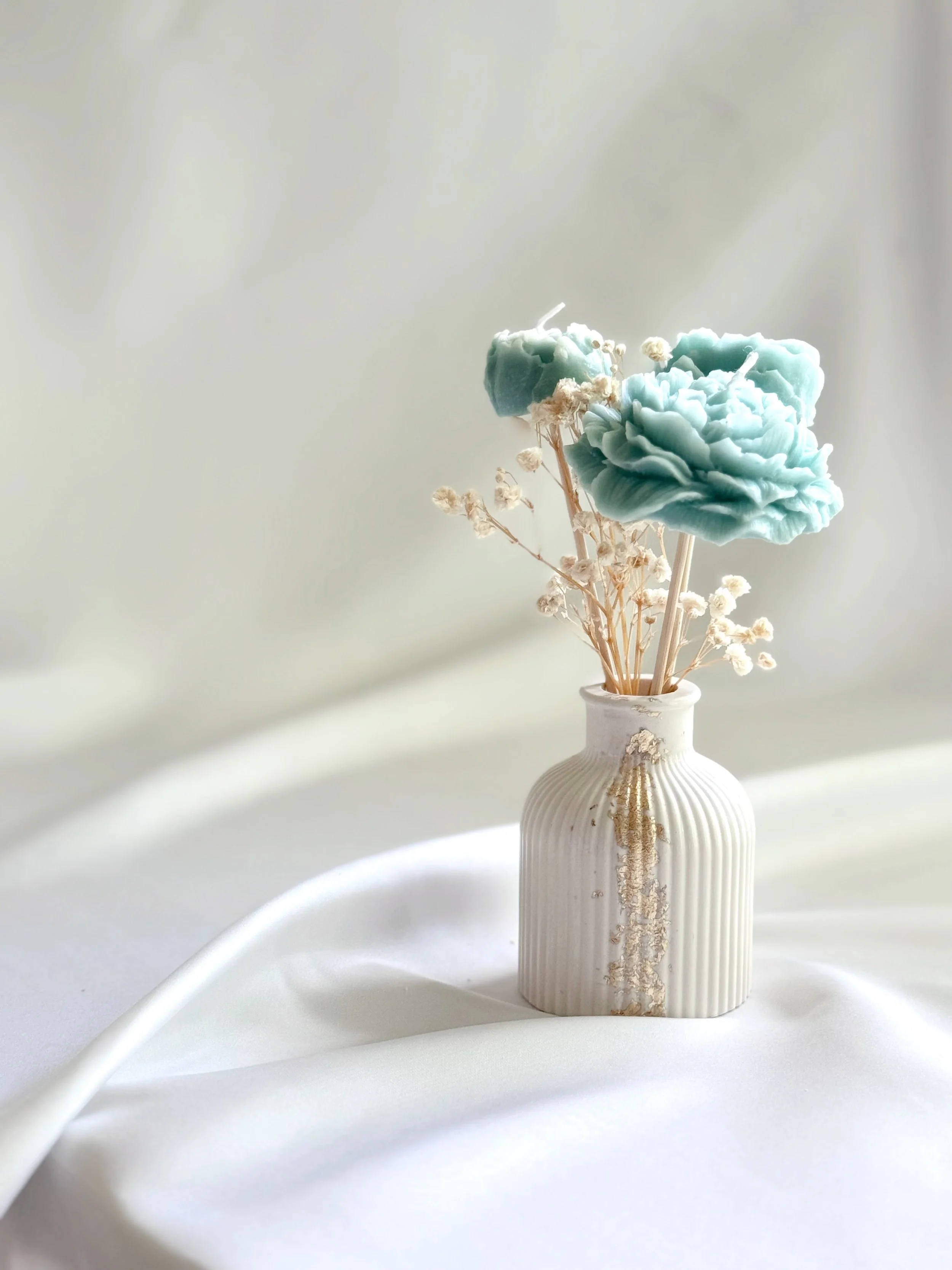 Winsa Candles handcrafted luxury soy wax candle collection